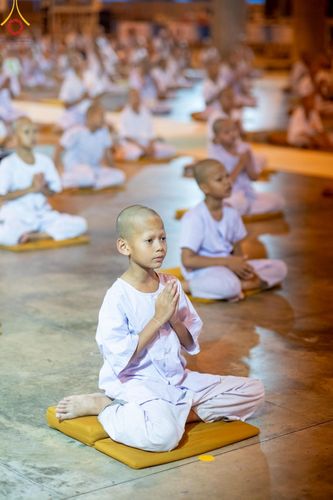 ภาพ No.214447:วันที่ 2 เมษายน พ.ศ.2568 นาคธรรมทายาท โครงการบรรพชาสามเณร ฟื้นฟูพระพุทธศาสนาทั่วไทย ปฎิบัติธรรม ณ วิหารคด 22 วัดพระธรรมกาย