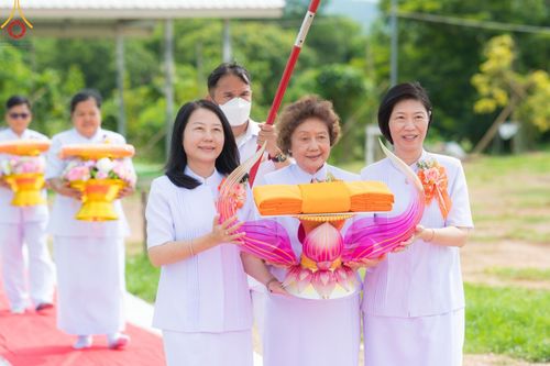 ภาพ No.137020:พิธีทอดผ้าป่าโครงสร้างเหล็กค้ำฟ้ามหามงคล อาคาร 80 ปี หลวงพ่อธัมมชโย ณ ศูนย์ปฏิบัติธรรมวิหารแดง ต.เจริญธรรม อ.วิหารแดง จ.สระบุรี วันที่ 19 พฤษภาคม พ.ศ. 2567