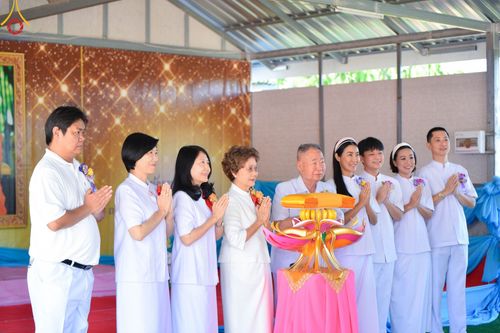 ภาพ No.95359:พิธีทอดกฐินสามัคคี เพื่อสร้างอาคาร 80 ปี หลวงพ่อธัมมชโย ณ ศูนย์ปฏิบัติธรรมวิหารแดง อำเภอวิหารแดง จ.สระบุรี วันที่ 18 พฤศจิกายน พ.ศ. 2566