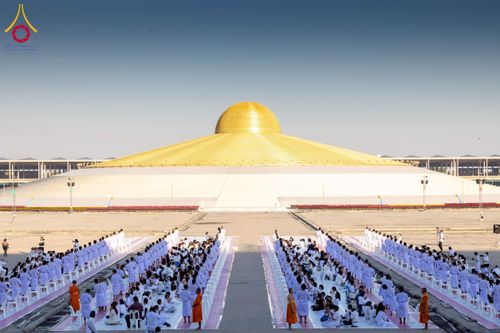 ภาพ No.274708:วันอาทิตย์ที่ 30 พฤศจิกายน พ.ศ. 2568 พิธีปลงผม โครงการอุปสมบทบูชาธรรมมหาปูชนียาจารย์ ปี 2568 ณ ลานธรรมพระมหาธรรมกายเจดีย์ ฝั่งทิศตะวันตก ระหว่างวิหารคดหมายเลข 8 และ 9 วัดพระธรรมกาย