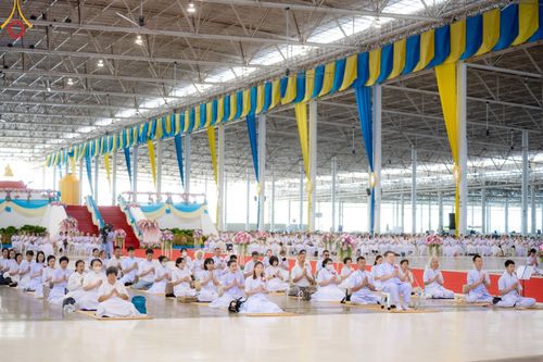 ภาพ No.149103:พิธีจุดเทียนใจ ไฟนิรันดร์ อนันตชัย วันอาทิตย์ที่ 18 สิงหาคม พ.ศ. 2567 วัดพระธรรมกาย จ. ปทุมธานี