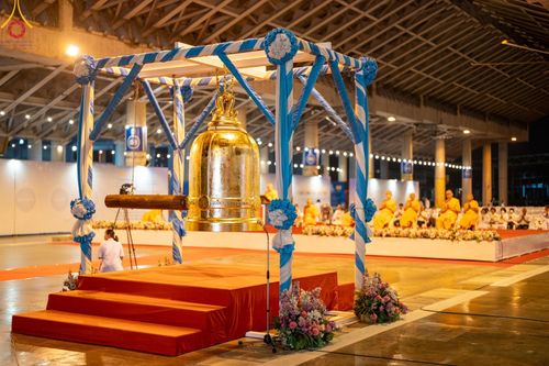 ภาพ No.198529:พิธีฉลองชัยสวดมนต์บทธัมมจักกัปปวัตนสูตร 7,051,919,116 จบ เนื่องในวันคล้ายวันเกิด 116 ปี คุณยายอาจารย์มหารัตนอุบาสิกาจันทร์ ขนนกยูง วันอาทิตย์ที่ 19 มกราคม พ.ศ. 2568 ณ มหารัตนวิหารคด วัดพระธรรมกาย จ.ปทุมธานี