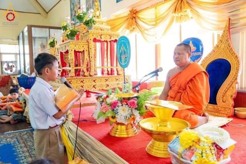 ภาพ No.176765:พิธีทอดกฐิน ณ วัดศาลาลอย จ.พระนครศรีอยุธยา ในโครงการกฐินสามัคคีทั่วไทย 30,000 วัด บูชาธรรม 80 ปี หลวงพ่อธัมมชโย โดยคณะศิษยานุศิษย์วัดพระธรรมกาย วันที่ 3 พฤศจิกายน พ.ศ. 2567 กฐินสัมฤทธิ์เด็กดี V-Star โรงเรียนวัดศาลาลอย จ.พระนครศรีอยุธยา