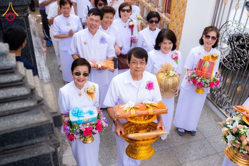 ภาพ No.178353:พิธีทอดกฐิน ณ วัดสระบัว แขวงรองเมือง เขตปทุมวัน กรุงเทพฯ ในโครงการทอดกฐินสามัคคีทั่วไทย 30,000 วัด บูชาธรรม 80 ปี หลวงพ่อธัมมชโย โดยคณะศิษยานุศิษย์วัดพระธรรมกาย วันที่ 10 พฤศจิกายน พ.ศ. 2567