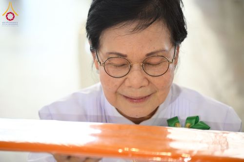 ภาพ No.215348:วันอาทิตย์ต้นเดือนที่ 6 เมษายน พ.ศ. 2568 ขบวนอัญเชิญผ้าป่าสมทบ มหาสังฆทาน 40,000 กว่าวัดทั่วประเทศ ณ สภาธรรมกายสากล วัดพระธรรมกาย