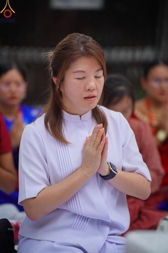 ภาพ No.143838:พิธีตัดปอยผม โครงการอุปสมบทหมู่ พระธรรมทายาทนานาชาติ (ภาษาจีน) รุ่นที่ 19 วันอาทิตย์ที่ 7 กรกฎาคม พ.ศ. 2567 ณ สนามหญ้า หน้าบ้านแก้วอาสาสมัคร วัดพระธรรมกาย