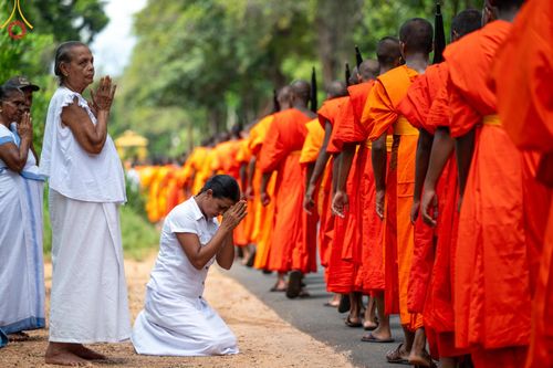 PhotoStory มหาศรัทธา ธรรมยาตราศรีลังกา EP.3  โครงการสยาม-ลังกา ธรรมยาตรา ฉลองเทศกาลวิสาขบูชาแห่งชาติ ศรีลังกา  บูชาธรรม 80 ปีหลวงพ่อธัมมชโย เส้นทางจาก เมืองดัมบูลลา ไปยัง เมืองมาตะเล  ตั้งแต่วันที่ 17-20 พฤษภาคม พ.ศ. 2567