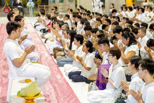 ภาพ No.230677:วันที่ 29 มิถุนายน พ.ศ.2568 พิธีตัดปอยผมและปลงผมนาคธรรมทายาท โครงการบรรพชาอุปสมบทหมู่ รุ่นเข้าพรรษา ณ วิหารคด วัดพระธรรมกาย