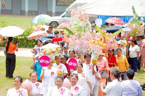 ภาพ No.256679:วันที่ 16 ตุลาคม พ.ศ. 2568 พิธีทอดกฐินสามัคคีทั่วไทย 30,000 วัด โดยคณะศิษยานุศิษย์ บูชาธรรม 81 ปี หลวงพ่อธัมมชโย ณ วัดสุภาษิตาราม ต.เกาะนางคำ อ.ปากพะยูน จ.พัทลุง