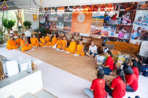 ภาพ No.140293:Photo Story มหัศจรรย์วัดดงดินแดง  EP.8  ภาพการเตรียมงาน การปฎิบัติงาน ของเหล่าผู้ทุ่มเทและเสียสละ เพื่อความสำเร็จของความมหัศจรรย์ ณ วัดดงดินแดง ต.ม่อนจอง อ.อมก๋อย จ.เชียงใหม่ วันที่ 1-7 เมษายน พ.ศ. 2567