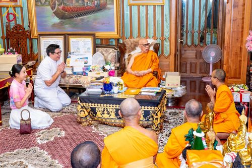 ภาพ No.159301:วันศุกร์ที่ 25 กันยายน พ.ศ. 2567 วัดพระธรรมกาย มูลนิธิธรรมกาย และคณะศิษยานุศิษย์ฯ ร่วมสมทบกัปปิยภัณฑ์ จำนวน 200,000 บาท สนับสนุนสำนักงานเจ้าคณะใหญ่หนตะวันออก ฝ่ายสาธารณสงเคราะห์ของมหาเถรสมาคม เพื่อช่วยเหลือผู้ประสบอุทกภัย