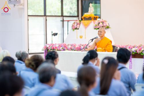 ภาพ No.126994:โรงพยาบาลส่งเสริมสุขภาพตำบลคลองสอง ร่วมกับวัดพระธรรมกาย จัดประชุม อสม. เพื่อพัฒนาการปฏิบัติงาน-สร้างการให้บริการเชิงรุกในชุมชน วันอังคารที่ 5 มีนาคม พ.ศ. 2567 ณ ห้องประชุมอาคารปลูกศรัทธา วัดพระธรรมกาย อ.คลองหลวง จ.ปทุมธานี