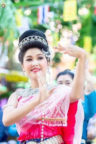 ภาพ No.252500:วันที่ 11 ตุลาคม พ.ศ. 2568 พิธีทอดกฐินสามัคคีทั่วไทย 30,000 วัด โดยคณะศิษยานุศิษย์ บูชาธรรม 81 ปี หลวงพ่อธัมมชโย ณ วัดโคกมะตูม อ.เมืองสระบุรี จ.สระบุรี