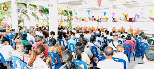 ภาพ No.178850:พิธีทอดกฐิน ณ วัดคอลาด อ.บางบ่อ จ.สมุทรปราการ ในโครงการกฐินสามัคคีทั่วไทย 30,000 วัด บูชาธรรม 80 ปี หลวงพ่อธัมมชโย โดยคณะศิษยานุศิษย์วัดพระธรรมกาย วันที่ 10 พฤศจิกายน พ.ศ. 2567