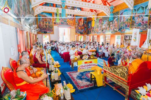 ภาพ No.168559:พิธีทอดกฐิน ณ วัดหนองหล่ม จ.เชียงใหม่ ในโครงการกฐินสามัคคีทั่วไทย 30,000 วัด บูชาธรรม 80 ปี หลวงพ่อธัมมชโย โดยคณะศิษยานุศิษย์วัดพระธรรมกาย วันที่ 23 ตุลาคม พ.ศ. 2567