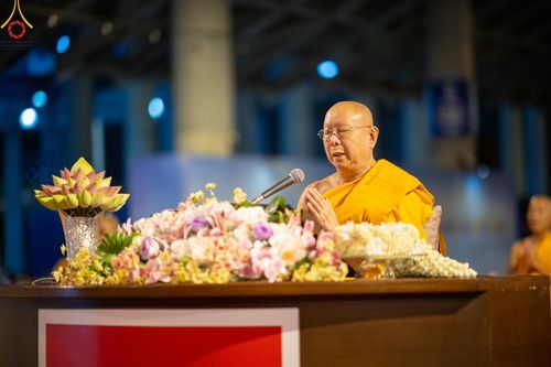 ภาพ No.170389:พิธีฉลองชัยสวดมนต์บทธัมมจักกัปปวัตตนสูตร ครบ 6,881,000,000 จบ ณ มหารัตนวิหารคด วัดพระธรรมกาย วันศุกร์ที่ 15 พฤศจิกายน พ.ศ. 2567 (วันเพ็ญ 15 ค่ำ เดือน 12)