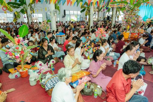 ภาพ No.163922:โครงการกฐินสามัคคีทั่วไทย 30,000 วัด บูชาธรรม 80 ปี หลวงพ่อธัมมชโย โดย คณะศิษยานุศิษย์วัดพระธรรมกาย ณ วัดหนองคล้า อ. ศรีราชา จ.ชลบุรี วันที่ 20 ตุลาคม พ.ศ. 2567