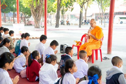 ภาพ No.189774:พิธีทอดผ้าป่าทำนุบำรุงศาสนสถาน ณ วัดอัมพวัน ต.สองพี่น้อง อ.สองพี่น้อง จ.สุพรรณบุรี ในโครงการธรรมยาตรา กตัญญูบูชา มหาปูชนียาจารย์ พระมงคลเทพมุนี(สด จนฺทสโร) พระผู้ปราบมาร อนุสรณ์สถาน 7 แห่ง ปีที่ 13 วันที่ 5 มกราคม พ.ศ. 2568