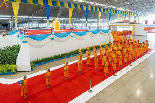 ภาพ No.88097:พิธีมุทิตาสักการะ เปรียญธรรม 9,6,3 และบาลีศึกษา 6,3  พิธีมอบดวงแก้วสามเณรทรงบาลีไวยากรณ์ วันอาทิตย์ 17 กันยายน พ.ศ. 2566 ณ สภาธรรมกายสากล วัดพระธรรมกาย