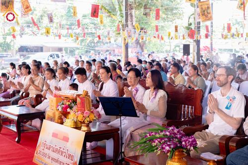 ภาพ No.182407:พิธีทอดกฐิน ณ วัดท่าชัยศรีสุทธาวาส อำเภอเมืองนครนายก จ.นครนายก ในโครงการทอดกฐินสามัคคีทั่วไทย 30,000 วัด บูชาธรรม 80 ปี หลวงพ่อธัมมชโย โดยคณะศิษยานุศิษย์วัดพระธรรมกาย วันที่ 9 พฤศจิกายน พ.ศ. 2567