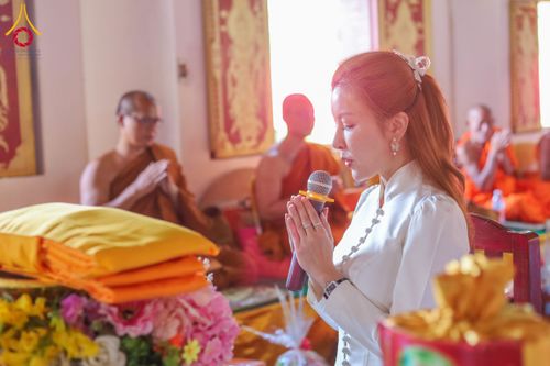 ภาพ No.172800:พิธีทอดกฐิน วัดบ้านออบ จ.เชียงใหม่ ในโครงการกฐินสามัคคีทั่วไทย 30,000 วัด บูชาธรรม 80 ปี หลวงพ่อธัมมชโย โดยคณะศิษยานุศิษย์วัดพระธรรมกาย วันที่ 31 ตุลาคม พ.ศ. 2567