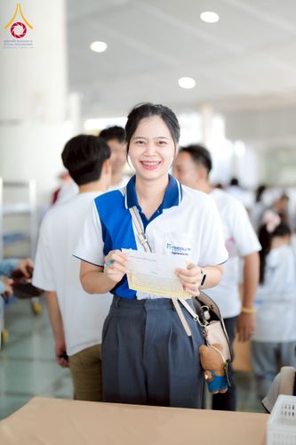 ภาพ No.253491:วันอังคารที่ 7 ตุลาคม พ.ศ.2568 (วันพระ ขึ้น 15 ค่ำ เดือน 11) พิธีบุพเปตพลี ครั้งที่ 171 ร่วมอุทิศบุญแด่หมู่ญาติที่ล่วงลับไปแล้ว และสืบทอดอายุพระพุทธศาสนา ณ หอฉันคุณยายอาจารย์ฯ วัดพระธรรมกาย