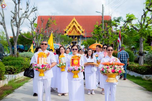 ภาพ No.253092:วันที่ 12 ตุลาคม พ.ศ. 2568 พิธีทอดกฐินสามัคคีทั่วไทย 30,000 วัด โดยคณะศิษยานุศิษย์ บูชาธรรม 81 ปี หลวงพ่อธัมมชโย ณ วัดลำพระยา จ.พระนครศรีอยุธยา