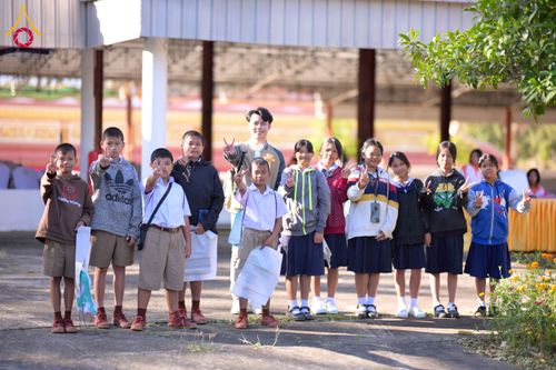 ภาพ No.274821:วันที่ 28 พฤศจิกายน พ.ศ. 2568 รวมพลังเด็กดี V-Star ผู้นำฟื้นฟูศีลธรรมโลก ประจำปี 2568 จังหวัดอุบลราชธานี ณ วัดป่าอุบลแก้ว อ.วารินชำราบ จ.อุบลราชธานี