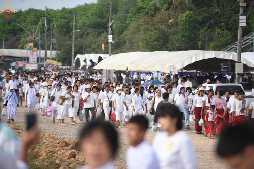 ภาพ No.129303:พิธีประดิษฐานพระบรมสารีริกธาตุ ณ มหารัตนะเจดีย์สิริปทุมสวรรค์ ศูนย์ปฏิบัติธรรมภาคใต้ อ.บางกล่ำ จ.สงขลา วันที่ 10 มีนาคม พ.ศ.2567
