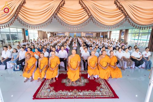 ภาพ No.183000:วันรวมพลังเยาวชนไทยรวมใจทำความดี จังหวัดกำแพงเพชร วันศุกร์ที่​ 29 พฤศจิกายน พ.ศ. 2567 ณ ศูนย์​ปฏิบัติธรรมกำแพงเพชร ในอุปถัมภ์พระพรหมวชิรปัญญาจารย์  จ.กำแพงเพชร