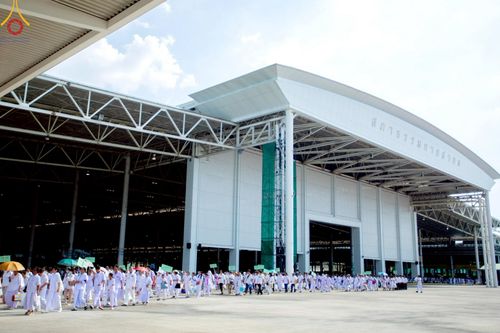 ภาพ No.219537:วันอังคารที่ 22 เมษายน พ.ศ. 2568 พิธีถวายมหาสังฆทานคณะสงฆ์ 40,000 กว่าวัดทั่วประเทศ เนื่องในวันคุ้มครองโลก ณ วัดพระธรรมกาย จ.ปทุมธานี