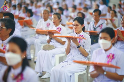 ภาพ No.134262:พิธีทอดผ้าป่าสมทบ มหาสังฆทาน 10,000 วัด ทั่วไทย วันอาทิตย์ต้นเดือนที่ 7 เมษายน พ.ศ.2567 ณ ห้องแก้วสารพัดนึก 1 สภาธรรมกายสากล  วัดพระธรรมกาย จ.ปทุมธานี