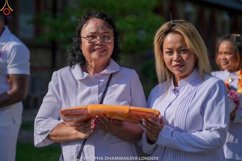 ภาพ No.149342:วัดพระธรรมกายลอนดอน สหราชอาณาจักร  ได้จัดพิธีบรรพชาสามเณรยุวธรรมทายาท  ในวันจันทร์ที่ 12 สิงหาคม พ.ศ. 2567