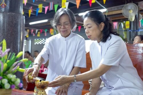 ภาพ No.260975:วันที่ 19 ตุลาคม พ.ศ. 2568 พิธีทอดกฐินสามัคคีทั่วไทย 30,000 วัด โดยคณะศิษยานุศิษย์ บูชาธรรม 81 ปี หลวงพ่อธัมมชโย ณ วัดหนองจิกยาว อ.หนองหญ้าไซ จ.สุพรรณบุรี