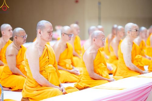 ภาพ No.149021:พิธีถวายคิลานเภสัชและอุปกรณ์ทางการแพทย์ เนื่องในวันธรรมชัย วันอาทิตย์ที่ 18 สิงหาคม พ.ศ. 2567 ณ ห้องแก้วสารพัดนึก 2 สภาธรรมกายสากล วัดพระธรรมกาย