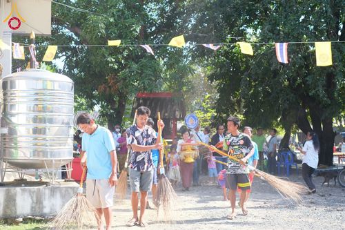 ภาพ No.178597:พิธีทอดกฐิน ณ วัดชัยมงคล ต.สตึก อ.สตึก จ.บุรีรัมย์ ในโครงการกฐินสามัคคีทั่วไทย 30,000 วัด บูชาธรรม 80 ปี หลวงพ่อธัมมชโย โดยคณะศิษยานุศิษย์วัดพระธรรมกาย วันที่ 9 พฤศจิกายน พ.ศ. 2567