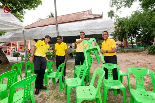 ภาพ No.143969:พิธีถวายสังฆทานแด่คณะสงฆ์ 323 วัด  ปีที่ 20 ครั้งที่  171 พิธีมอบกองทุนหนุนแรงใจช่วยครูใต้  ปีที่ 17 ครั้งที่ 136  และพิธีทำบุญอุทิศส่วนกุศลให้ผู้วายชนม์ในเหตุการณ์ไม่สงบ 4 จังหวัดชายแดนภาคใต้(ปัตตานี ยะลา นราธิวาส สงขลา) วันเสาร์ที่ 13 กรกฎาคม พ.ศ. 2567