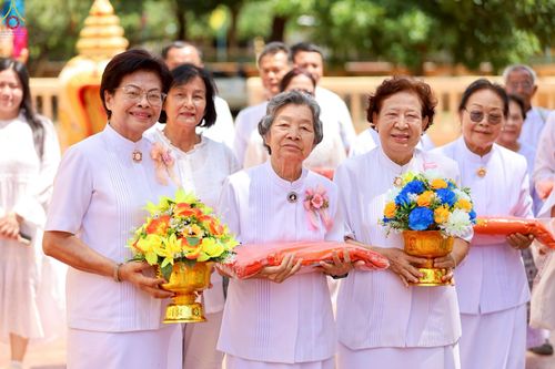 ภาพ No.250893:วันพุธที่ 8 ตุลาคม พ.ศ. 2568 พิธีทอดกฐินสามัคคีทั่วไทย 30,000 วัด โดยคณะศิษยานุศิษย์ บูชาธรรม 81 ปี หลวงพ่อธัมมชโย ณ วัดทองธรรมเนียบศรัทธาราม อ.พรหมพิราม จ.พิษณุโลก