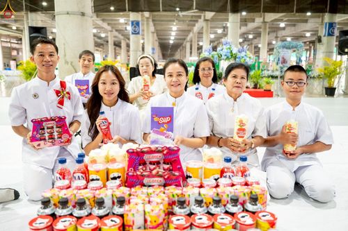 ภาพ No.235277:วันที่ 27 กรกฎาคม พ.ศ. 2568 พิธีตักบาตรฉลองพระใหม่ โครงการบรรพชาและอุปสมบทมู่รุ่นเข้าพรรษา ณ วัดพระธรรมกาย