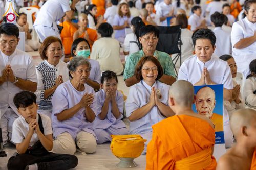 ภาพ No.134936:พิธีถวายบาตรแด่นาคธรรมทายาท ในโครงการบรรพชาสามเณรฟื้นฟูพระพุทธศาสนาทั่วไทย ณ สภาธรรมกายสากล วัดพระธรรมกาย จ.ปทุมธานี วันเสาร์ที่ 6 เมษายน พ.ศ. 2567