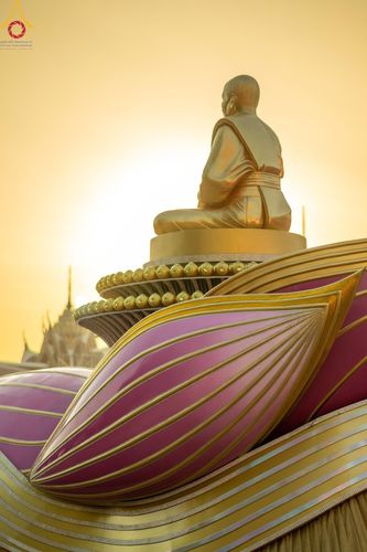 ภาพ No.113713:พระธรรมยาตราร่วมปฏิบัติธรรม และถ่ายภาพหมู่ประวัติศาสตร์ ปีที่ 12  วันที่ 16 มกราคม พ.ศ. 2567  ณ วัดโบสถ์บน จ.นนทบุรี