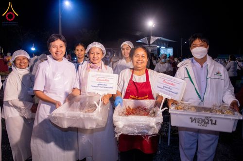 ภาพ No.118679:พิธีถวายภัตตาหารเป็นสังฆทาน แด่คณะพระธรรมยาตรา วันที่ 25 มกราคม พ.ศ. 2567 ณ อนุสรณ์สถานบางนางแท่น จ.นครปฐม