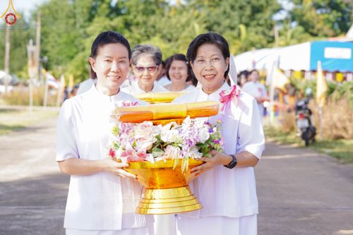 ภาพ No.97998:พิธีทอดกฐินเพื่อสร้างครัวมหาทาน ณ ศูนย์ปฎิบัติธรรมเพชรบูรณ์ ต.นาป่า อ. เมือง จ.เพชรบูรณ์ วันที่ 19 พฤศจิกายน พ.ศ. 2566