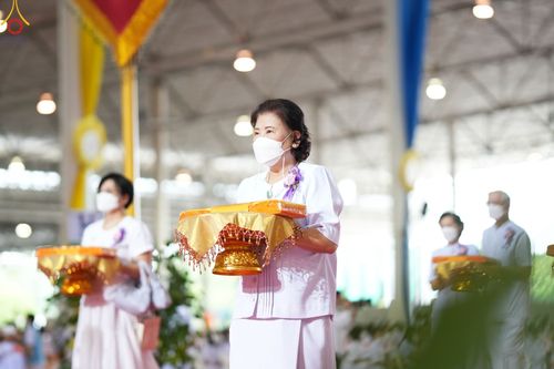 ภาพ No.89007:พิธีทอดผ้าป่าสมทบกฐินครั้งที่ 2 วันศุกร์ที่ 29 กันยายน พ.ศ. 2566 วันเพ็ญขึ้น 15 ค่ำ เดือน 10 ณ ห้องแก้วสารพัดนึก 1 วัดพระธรรมกาย