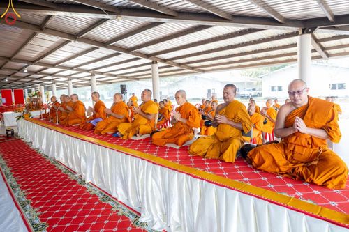 ภาพ No.123840:พิธีถวายสังฆทาน 323 วัด 4 จังหวัดชายแดนภาคใต้ ครั้งที่ 166 ณ ศูนย์ปฏิบัติธรรมภาคใต้ อ.บางกล่ำ จ.สงขลา วันเสาร์ที่ 17 กุมภาพันธ์ พ.ศ. 2567