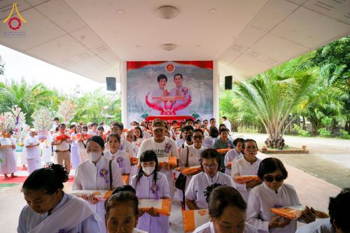 ภาพ No.168925:พิธีทอดกฐินสามัคคีซื้อที่ดินและสร้างเสนาสนะทุกสิ่ง ณ ศูนย์ปฏิบัติธรรมลำปาง อ.เมืองลำปาง จ.ลำปาง วันพุธที่ 23 ตุลาคม พ.ศ. 2567