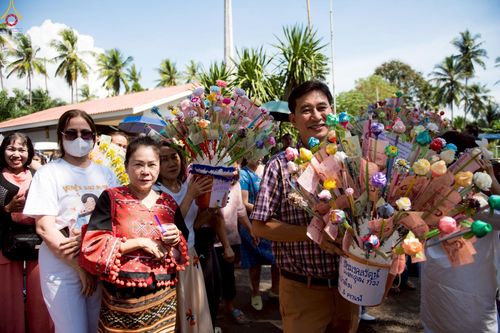 ภาพ No.262796:วันที่ 19 ตุลาคม พ.ศ. 2568 พิธีทอดกฐินสามัคคีทั่วไทย 30,000 วัด โดยคณะศิษยานุศิษย์ บูชาธรรม 81 ปี หลวงพ่อธัมมชโย ณ วัดนาหนอง ต.นาหูกวาง อ.ทับสะแก จ.ประจวบคีรีขันธ์
