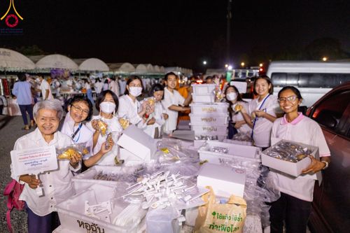 ภาพ No.116240:พิธีถวายภัตตาหารเป็นสังฆทาน แด่คณะพระธรรมยาตรา ปีที่ 12 วันที่ 21 มกราคม พ.ศ. 2567 ณ วัดโบสถ์(บน) บางคูเวียง จ.นนทบุรี