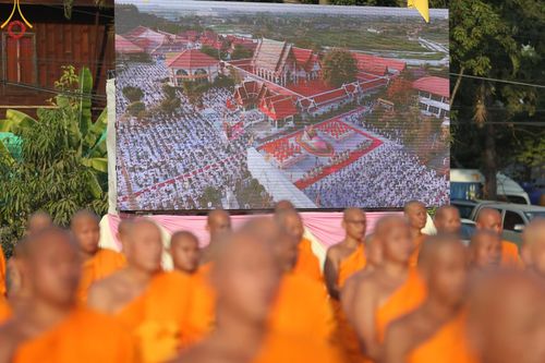 ภาพ No.194786:พิธีจุดประทีปถวายเป็นพุทธบูชา และบูชาธรรมมหาปูชนียาจารย์ ณ วัดสองพี่น้อง ต.ต้นตาล อ.สองพี่น้อง จ.สุพรรณบุรี ในโครงการธรรมยาตรา กตัญญูบูชา มหาปูชนียาจารย์ พระมงคลเทพมุนี(สด จนฺทสโร) พระผู้ปราบมาร อนุสรณ์สถาน 7 แห่ง ปีที่ 13 วันที่ 14 มกราคม พ.ศ. 2568