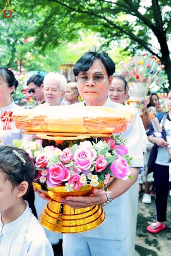 ภาพ No.168088:พิธีทอดกฐิน ณ วัดโตนด จ.นนทบุรี ในโครงการกฐินสามัคคีทั่วไทย 30,000 วัด บูชาธรรม 80 ปี หลวงพ่อธัมมชโย โดยคณะศิษยานุศิษย์วัดพระธรรมกาย วันที่ 20 ตุลาคม พ.ศ. 2567